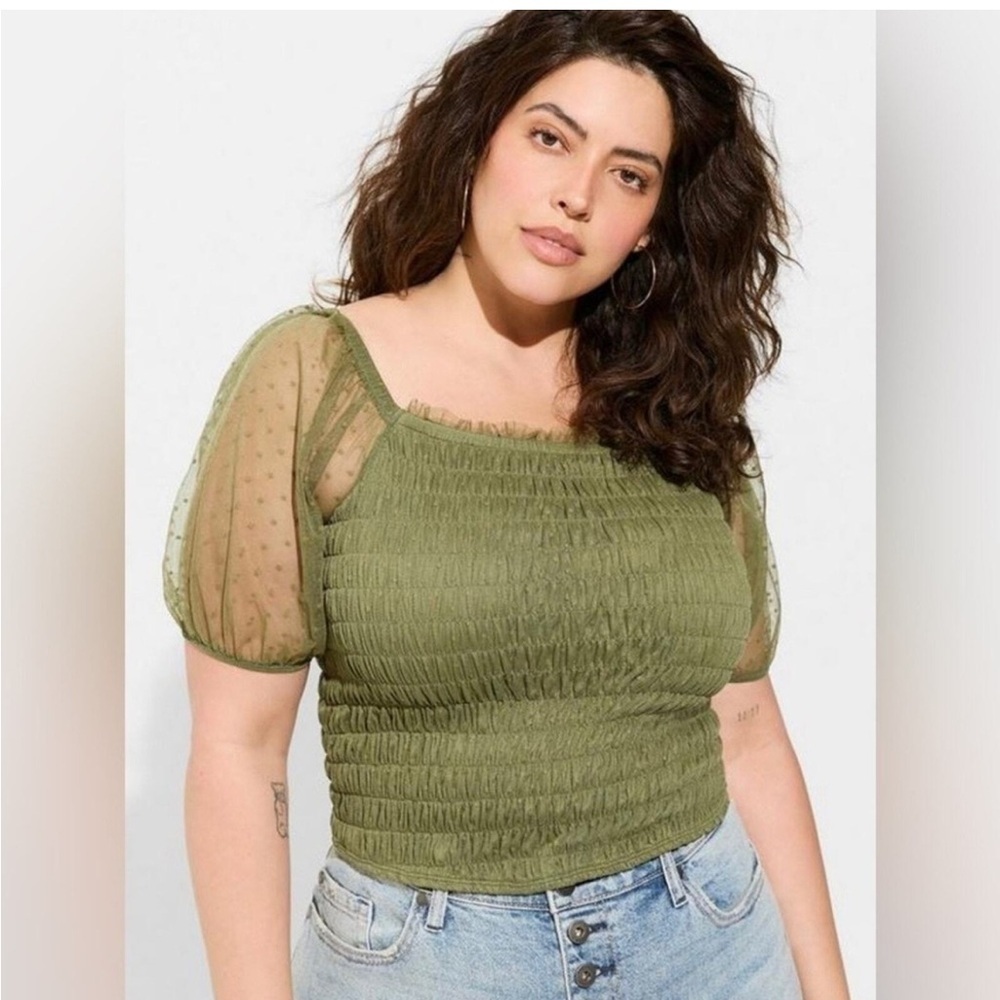 NWT Torrid Smocked Square Neck Crop Top 6X Olive Green Mesh Sleeve Cottagecore - Picture 3 of 6